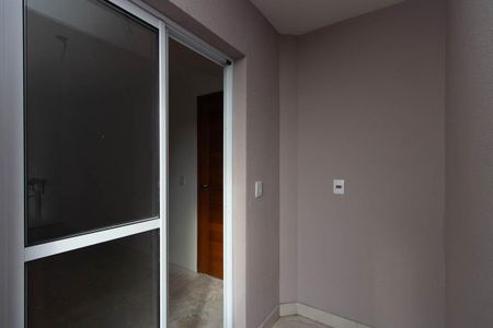 Apartamento à venda com 57m², 2 quartos e 1 vaga Apartamento à venda com 57m², 2 quartos e 1 vagaSacada