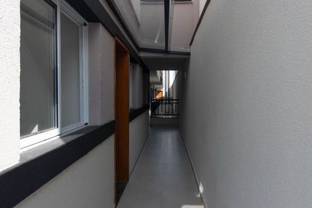 Apartamento à venda com 37m², 2 quartos e 1 vaga Apartamento à venda com 37m², 2 quartos e 1 vagaHall social