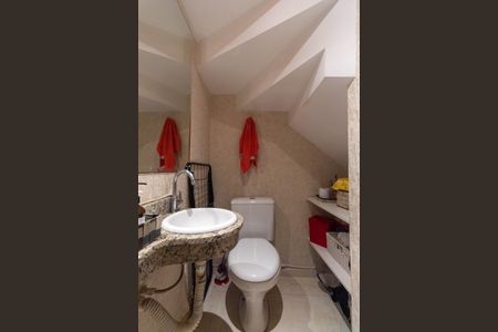 Casa de condomínio à venda com 60m², 2 quartos e 2 vagasLavabo