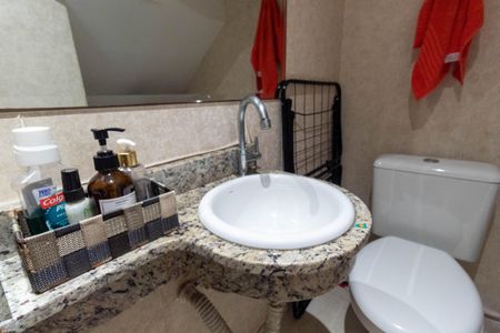 Casa de condomínio à venda com 60m², 2 quartos e 2 vagas Casa de condomínio à venda com 60m², 2 quartos e 2 vagasLavabo