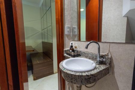 Casa de condomínio à venda com 60m², 2 quartos e 2 vagas Casa de condomínio à venda com 60m², 2 quartos e 2 vagasLavabo