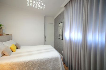 Apartamento à venda com 63m², 2 quartos e 1 vaga Apartamento à venda com 63m², 2 quartos e 1 vagaSuite