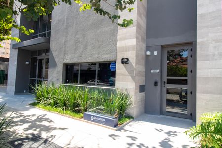 Apartamento à venda com 50m², 2 quartos e 1 vagaFachada e portaria