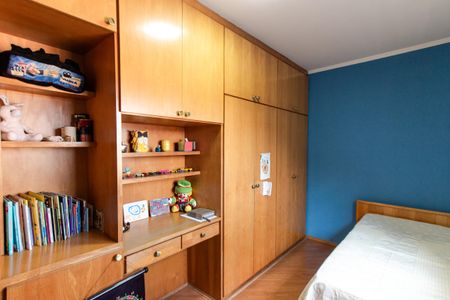 Casa à venda com 250m², 4 quartos e 3 vagas Casa à venda com 250m², 4 quartos e 3 vagasQuarto 2