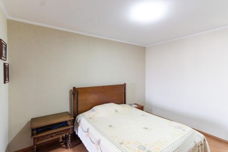 Casa à venda com 250m², 4 quartos e 3 vagas Casa à venda com 250m², 4 quartos e 3 vagasSuíte