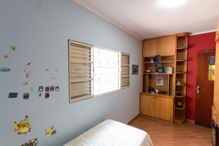 Casa à venda com 250m², 4 quartos e 3 vagas Casa à venda com 250m², 4 quartos e 3 vagasQuarto 2