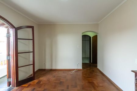 Casa à venda com 357m², 4 quartos e 6 vagas Casa à venda com 357m², 4 quartos e 6 vagasSuíte 1