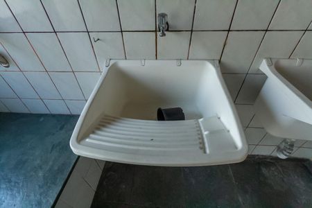 Casa à venda com 357m², 4 quartos e 6 vagas Casa à venda com 357m², 4 quartos e 6 vagasÁrea de Serviço