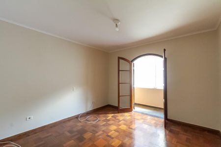 Casa à venda com 357m², 4 quartos e 6 vagas Casa à venda com 357m², 4 quartos e 6 vagasQuarto 2
