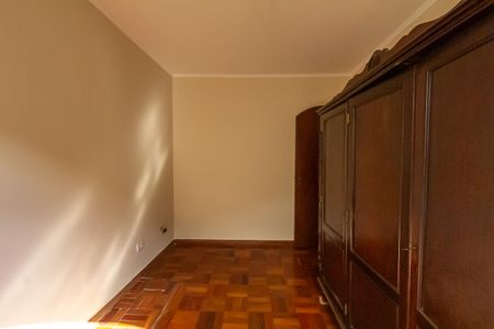 Casa à venda com 357m², 4 quartos e 6 vagas Casa à venda com 357m², 4 quartos e 6 vagasQuarto 1