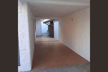 Casa à venda com 120m², 2 quartos e 3 vagas