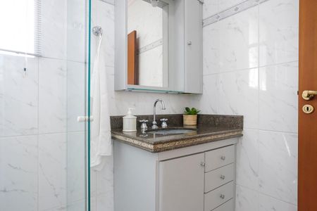 Casa à venda com 585m², 4 quartos e 10 vagasBanheiro