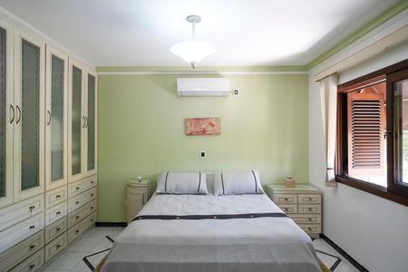 Casa à venda com 585m², 4 quartos e 10 vagasSuíte 1