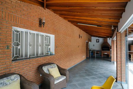 Casa à venda com 585m², 4 quartos e 10 vagasQuintal