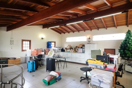 Casa à venda com 585m², 4 quartos e 10 vagasÁrea de serviço