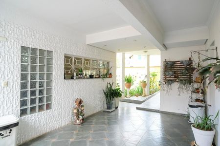 Casa à venda com 585m², 4 quartos e 10 vagasÁrea de serviço