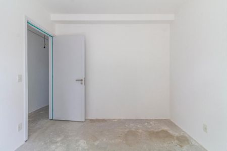 Apartamento à venda com 195m², 4 quartos e 3 vagasQuarto 2