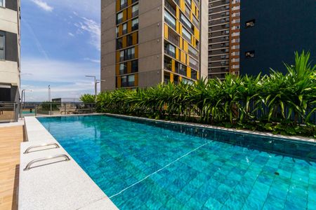 Apartamento à venda com 195m², 4 quartos e 3 vagasÁrea comum - Piscina