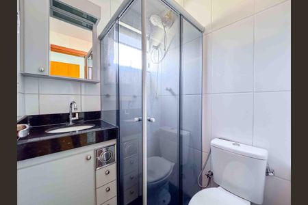Apartamento à venda com 140m², 3 quartos e 2 vagas Apartamento à venda com 140m², 3 quartos e 2 vagasBanheiro Suíte