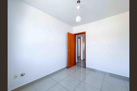 Apartamento à venda com 140m², 3 quartos e 2 vagas Apartamento à venda com 140m², 3 quartos e 2 vagas2º Quarto