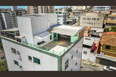Apartamento à venda com 140m², 3 quartos e 2 vagas Apartamento à venda com 140m², 3 quartos e 2 vagasCobertura