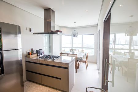 Apartamento à venda com 138m², 3 quartos e 3 vagas Apartamento à venda com 138m², 3 quartos e 3 vagasCozinha