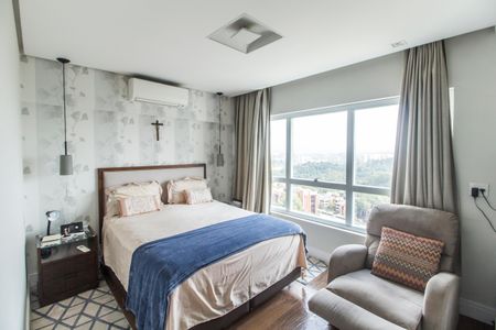 Apartamento à venda com 138m², 3 quartos e 3 vagas Apartamento à venda com 138m², 3 quartos e 3 vagasSuíte 1