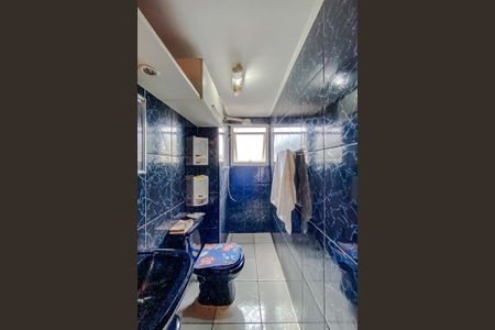 Apartamento para alugar com 73m², 2 quartos e sem vagaBanheiro