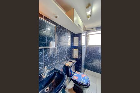 Apartamento para alugar com 73m², 2 quartos e sem vagaBanheiro