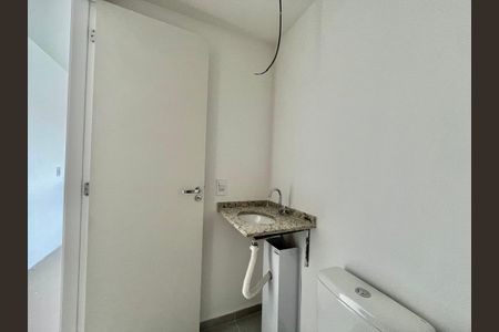 Apartamento à venda com 37m², 2 quartos e sem vaga Apartamento à venda com 37m², 2 quartos e sem vagaBanheiro