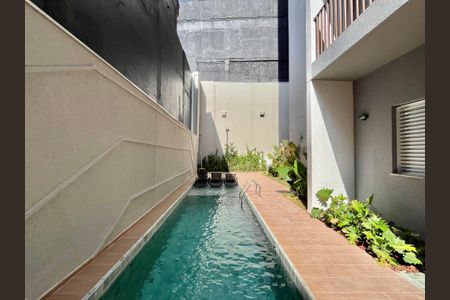 Apartamento à venda com 37m², 2 quartos e sem vaga Apartamento à venda com 37m², 2 quartos e sem vagaÁrea comum - Piscina