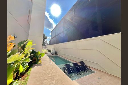 Apartamento à venda com 37m², 2 quartos e sem vaga Apartamento à venda com 37m², 2 quartos e sem vagaÁrea comum - Piscina