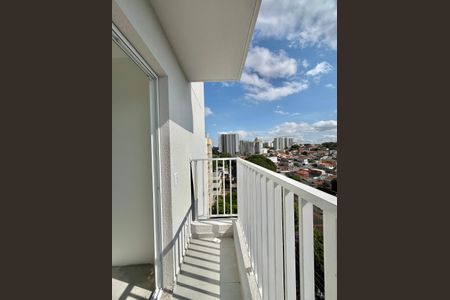 Apartamento à venda com 37m², 2 quartos e sem vaga Apartamento à venda com 37m², 2 quartos e sem vagaVaranda