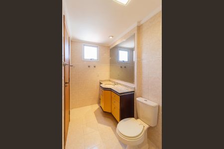 Apartamento à venda com 161m², 4 quartos e 4 vagas Apartamento à venda com 161m², 4 quartos e 4 vagasBanheiro da suíte 3