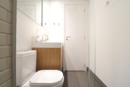 Apartamento à venda com 62m², 2 quartos e 2 vagasBanheiro da Suíte