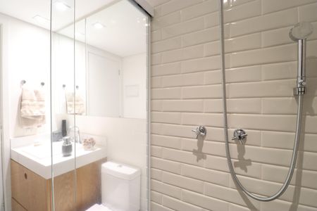 Apartamento à venda com 62m², 2 quartos e 2 vagasBanheiro Social