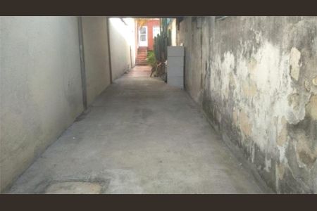 Casa à venda com 303m², 5 quartos e sem vaga
