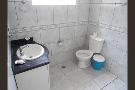 Casa à venda com 303m², 5 quartos e sem vaga