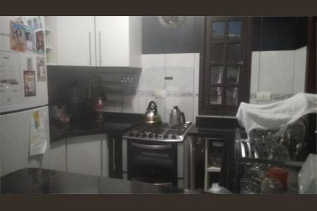 Casa à venda com 303m², 5 quartos e sem vaga