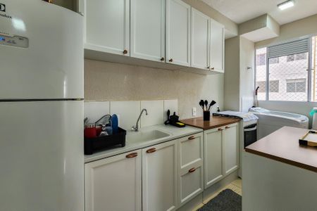 Apartamento à venda com 42m², 2 quartos e sem vaga Apartamento à venda com 42m², 2 quartos e sem vagaCozinha