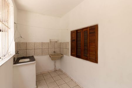 Casa à venda com 42m², 1 quarto e sem vaga Casa à venda com 42m², 1 quarto e sem vagaBanheiro
