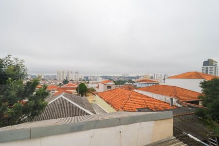 Casa de condomínio à venda com 300m², 4 quartos e 3 vagas Casa de condomínio à venda com 300m², 4 quartos e 3 vagasVista da Suíte 2