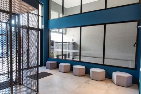 Apartamento à venda com 61m², 2 quartos e 1 vagaÁrea comum - Hall de entrada