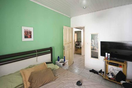 Casa à venda com 206m², 2 quartos e 2 vagas Casa à venda com 206m², 2 quartos e 2 vagasQuarto 2