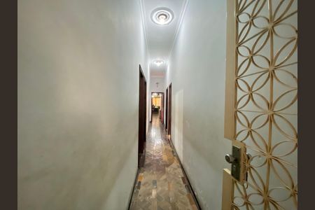 Casa à venda com 1147m², 4 quartos e 7 vagas Casa à venda com 1147m², 4 quartos e 7 vagasCorredor