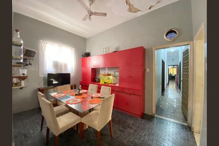 Casa à venda com 1147m², 4 quartos e 7 vagas Casa à venda com 1147m², 4 quartos e 7 vagasCopa