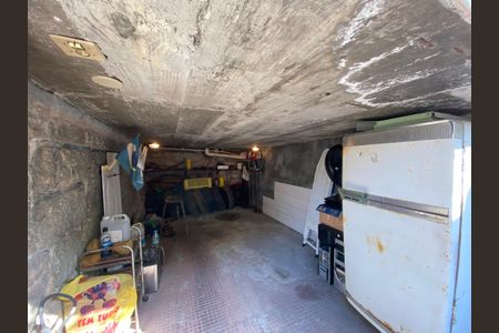 Casa à venda com 1147m², 4 quartos e 7 vagas Casa à venda com 1147m², 4 quartos e 7 vagasGaragem