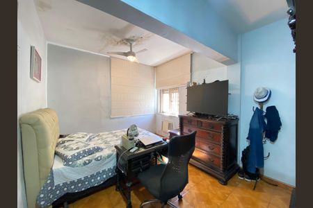 Casa à venda com 1147m², 4 quartos e 7 vagas Casa à venda com 1147m², 4 quartos e 7 vagasQuarto 4