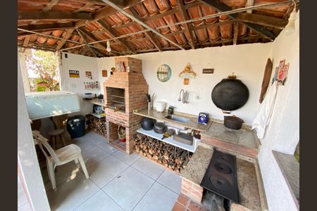 Casa à venda com 1147m², 4 quartos e 7 vagas Casa à venda com 1147m², 4 quartos e 7 vagasEspaço Gourmet