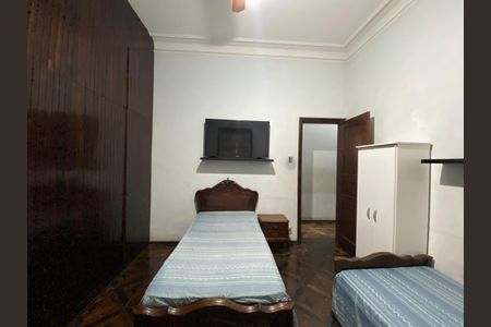 Casa à venda com 1147m², 4 quartos e 7 vagas Casa à venda com 1147m², 4 quartos e 7 vagasQuarto 2